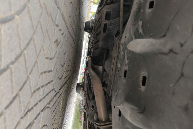 雷克萨斯ES 2013款 300h 精英版局部细节9009