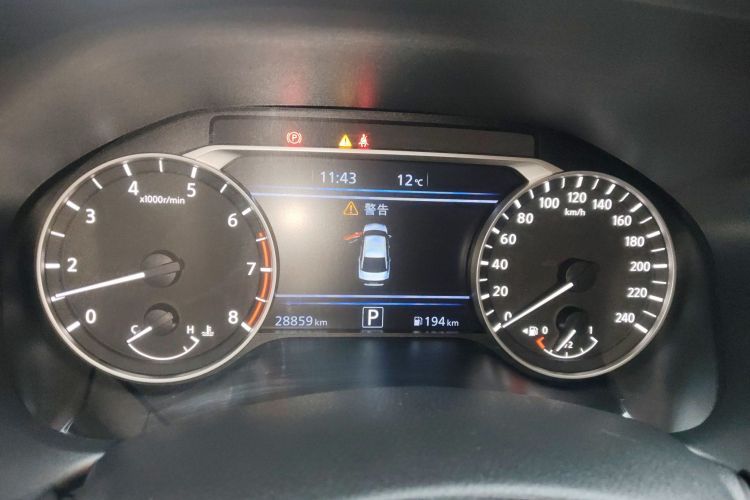 日产 天籁 2022款 2.0L XL-TLS 悦享版中控内饰14