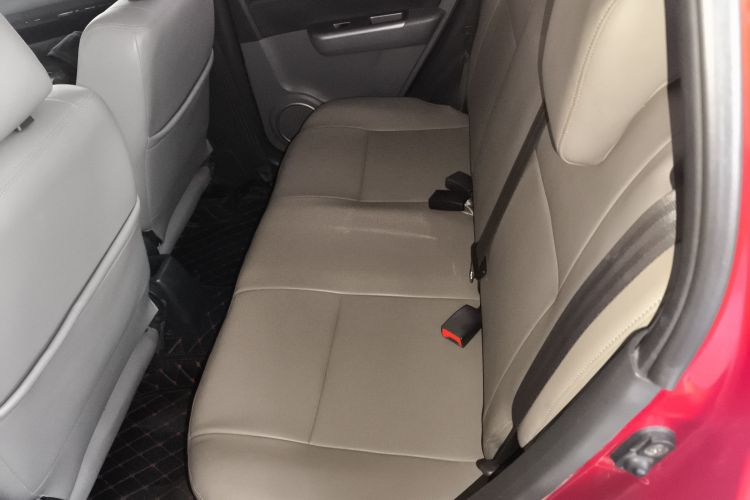 铃木 雨燕 2013款 1.5L 自动标准版中控内饰21