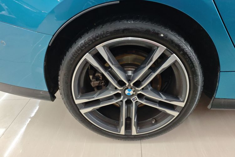 宝马2系(进口) 2021款 225i 四门轿跑车 M运动曜夜套装车身外观6008