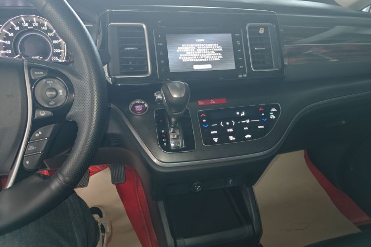 本田 艾力绅 2016款 2.4L 至尊版中控内饰16