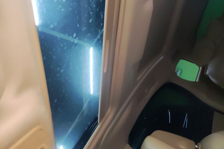 别克GL8 2021款 ES陆尊 653T 豪华型中控内饰22