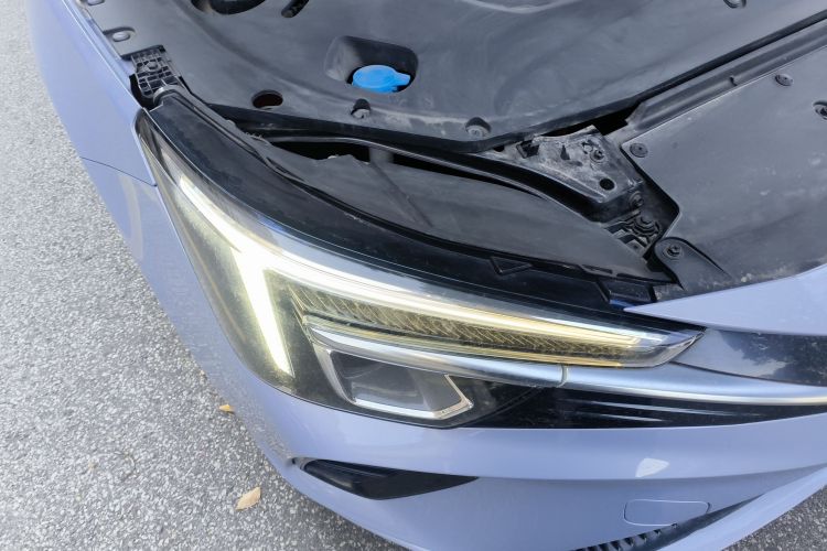 飞凡汽车 飞凡ER6 2021款 新动版 620km 智享版车身外观8