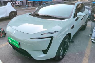 阿维塔11 2023款 鸿蒙 90度 四驱版