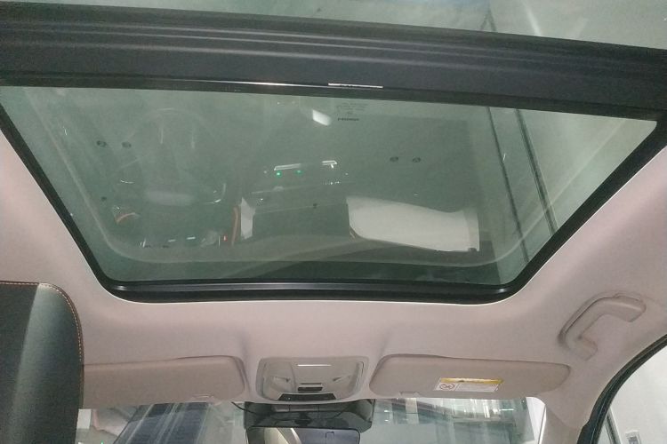 哈弗赤兔 2021款 激擎版 1.5T 黄金兔中控内饰22