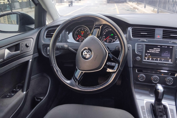 大众 高尔夫 2017款 230TSI 自动舒适百万辆纪念版中控内饰13