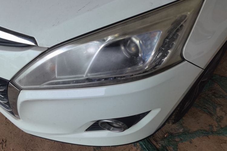 纳智捷 优6 SUV 2017款 1.8T 科技超值型局部细节36