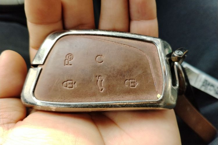 东风风神 皓瀚 2023款 DH-i 1.5T 尊贵版中控内饰7001