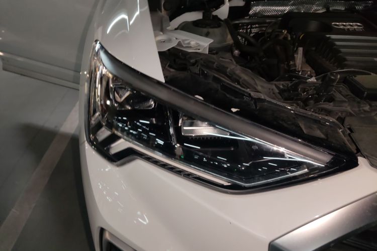 奥迪Q3 2020款 35 TFSI 时尚动感型车身外观8