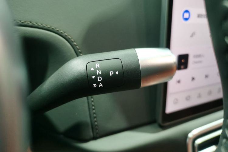 理想汽车 理想L6 2025款 Pro 智能焕新版局部细节18