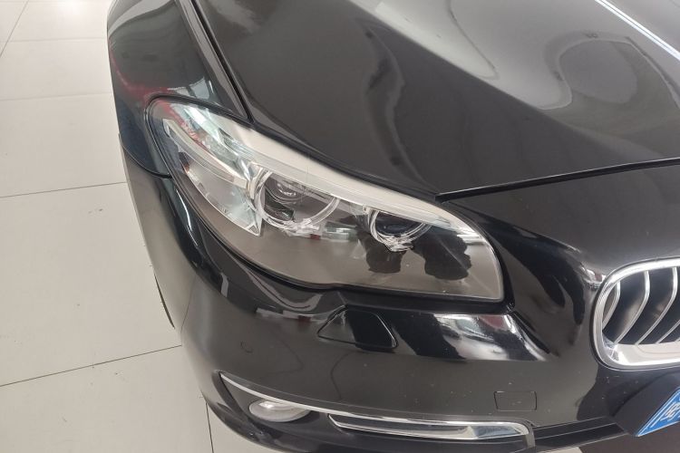 宝马5系 2014款 525Li 豪华设计套装车身外观8