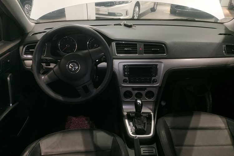 大众 朗逸 2013款 改款经典 1.6L 自动舒适版中控内饰12