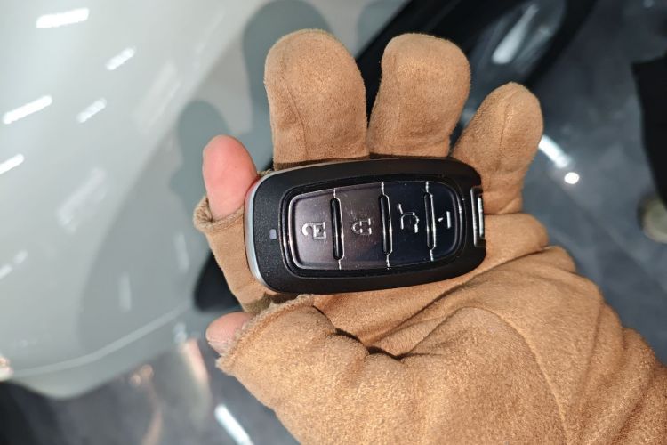 日产 奇骏 2019款 2.0L CVT舒适版 2WD中控内饰7001