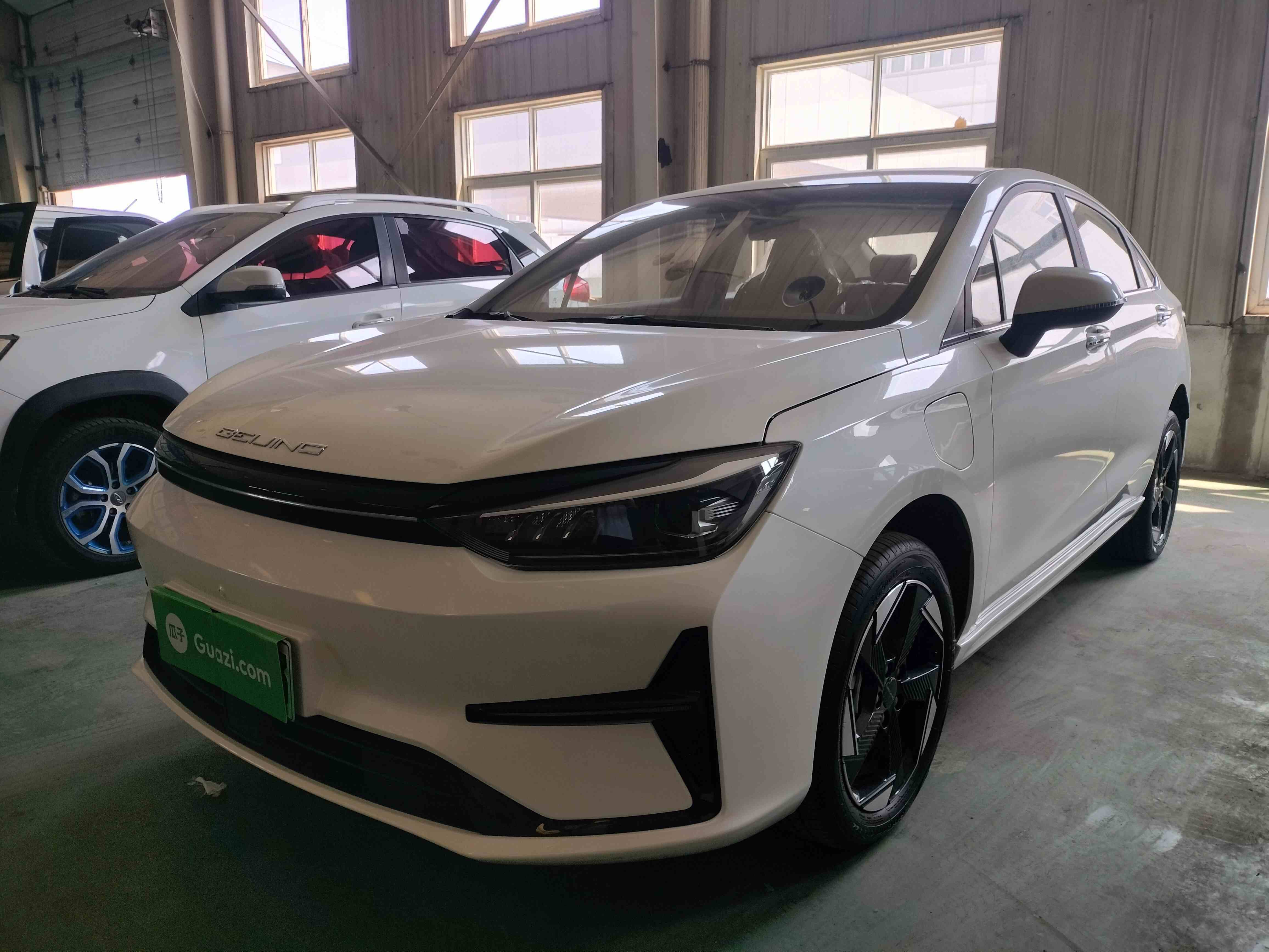 北京汽车 北京EU5 PLUS 2023款 R600 优享版(2)