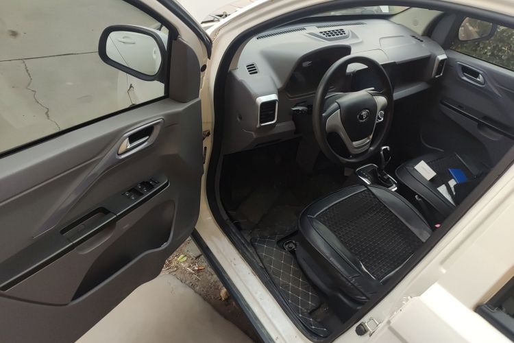 凌宝汽车 凌宝COCO 2021款 联盟Pro版中控内饰20