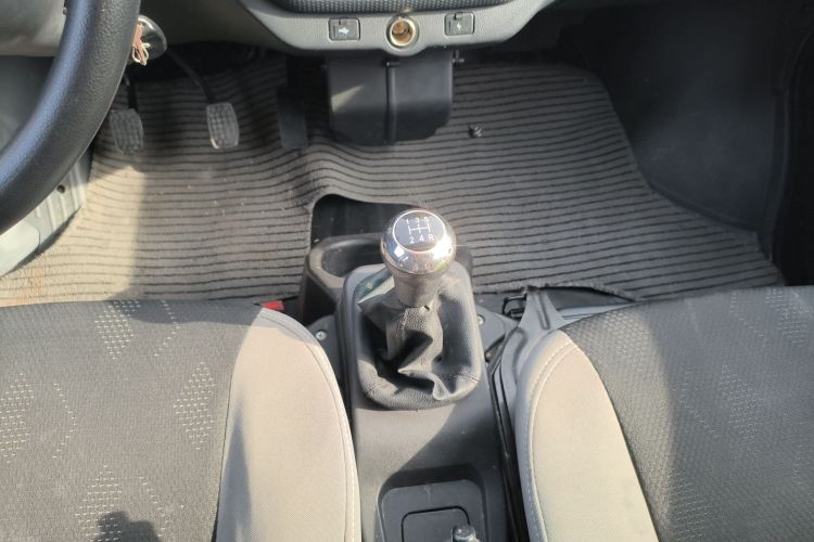 成功汽车 斑马 2022款 1.5L舒适型双排栏板 DAM15KR中控内饰18