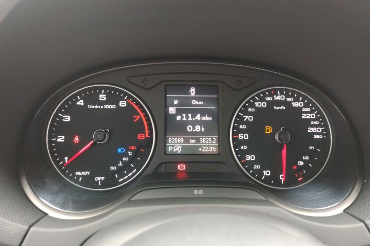 奥迪A3 2019款 Limousine 35 TFSI 时尚型 国VI中控内饰14