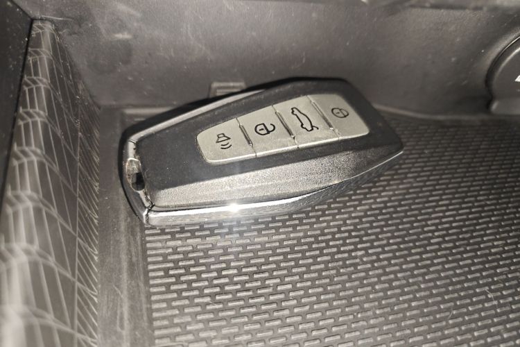 吉利汽车 帝豪 2023款 第4代冠军版 1.5L CVT豪华型中控内饰11