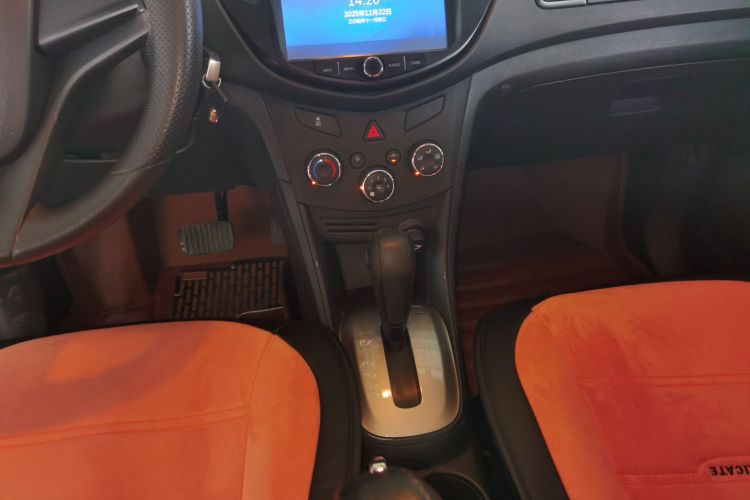 雪佛兰 创酷 2014款 1.4T 自动两驱舒适型中控内饰18