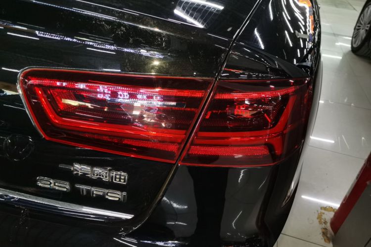 奥迪A6L 2018款 30周年年型 35 TFSI 时尚型车身外观6006