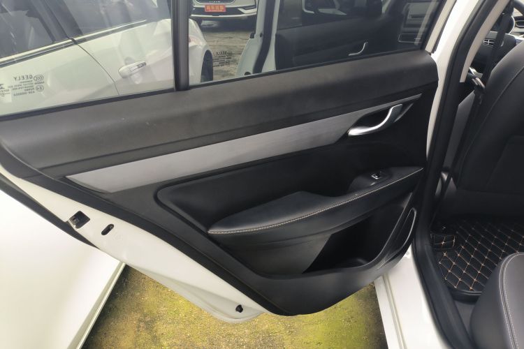 吉利汽车 帝豪 2021款 UP 1.5L 手动豪华型中控内饰49