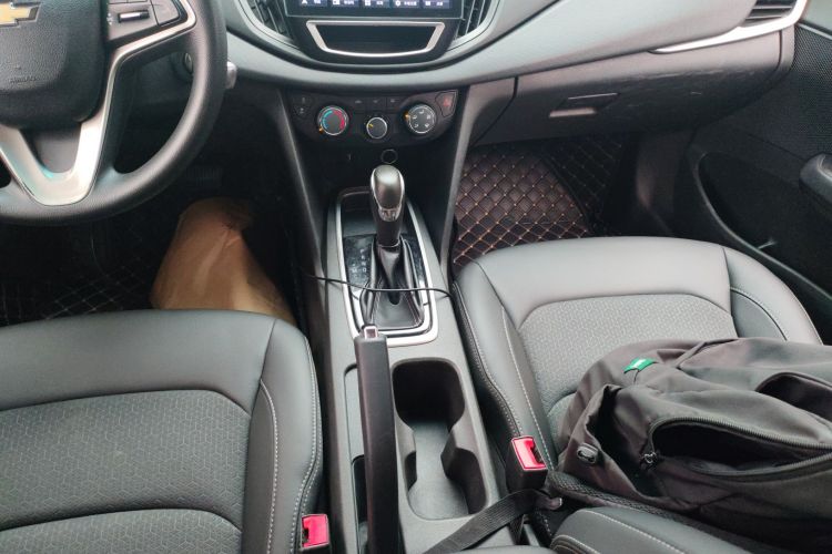 雪佛兰 科沃兹 2016款 1.5L 自动欣悦版中控内饰18