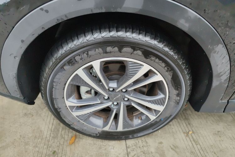 捷途X70 2024款 1.5T DCT跃享版 5座车身外观6007