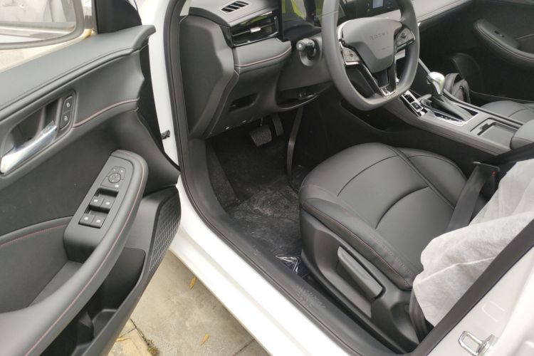 荣威i5 2026款 1.5L CVT豪华版中控内饰20