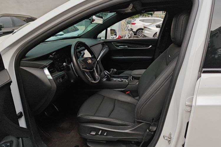 凯迪拉克XT5 2022款 2.0T 四驱豪华型（蜂鸟版）中控内饰19