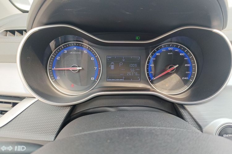 吉利汽车 远景 2020款 1.5L CVT超值版中控内饰14