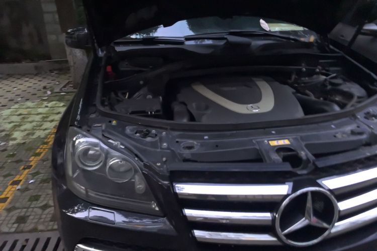 奔驰GL级 2011款 GL 450 尊贵型 Grand Edition局部细节9006