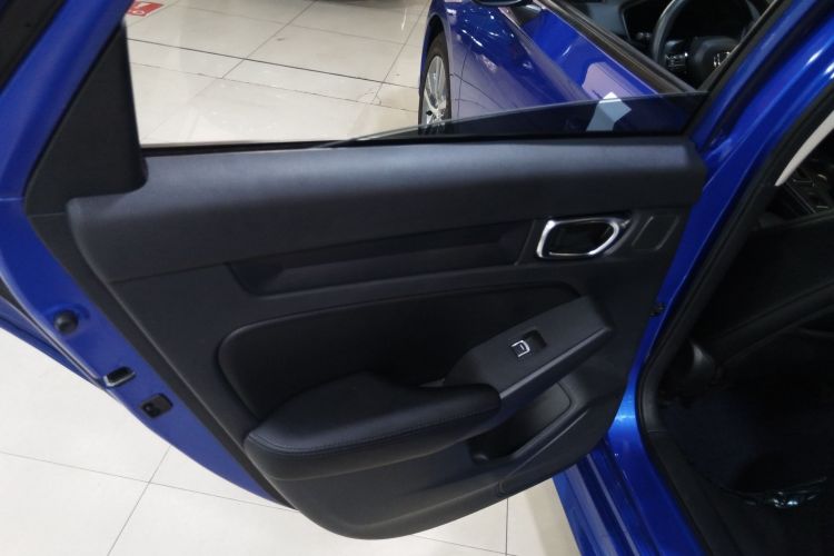 本田 思域 2022款 240TURBO CVT劲动版中控内饰7008