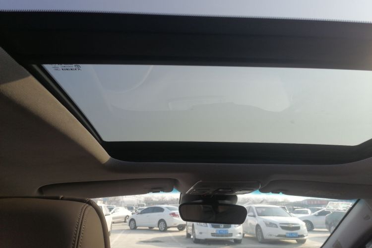 吉利汽车 博瑞 2018款 1.5T MHEV 耀智版中控内饰22