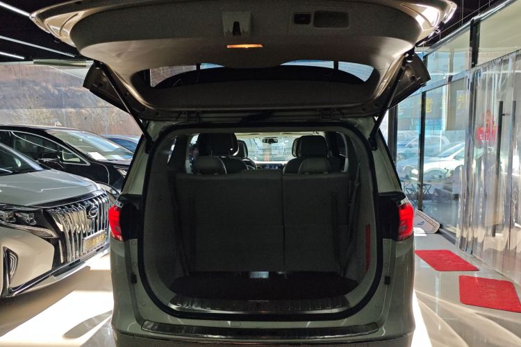 别克GL8 2018款 ES 28T 舒适型 国VI机舱底盘23