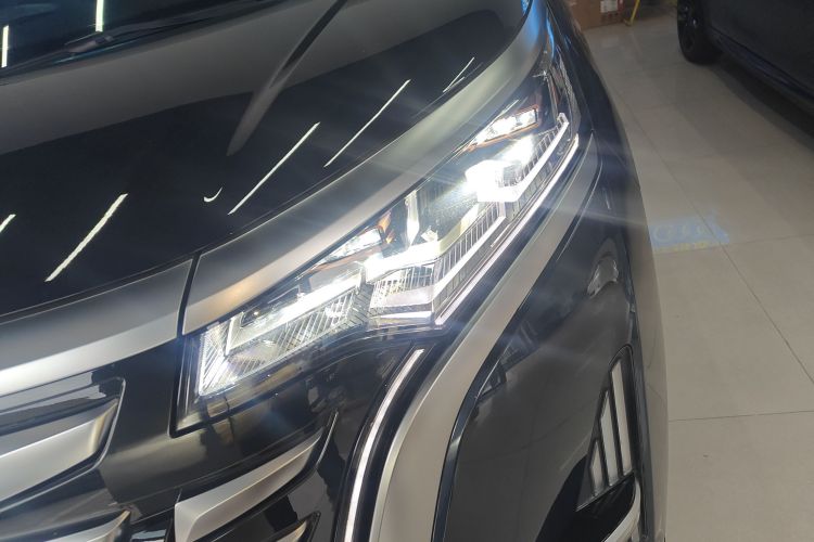 腾势D9 2024款 DM-i 1050 尊享型局部细节36