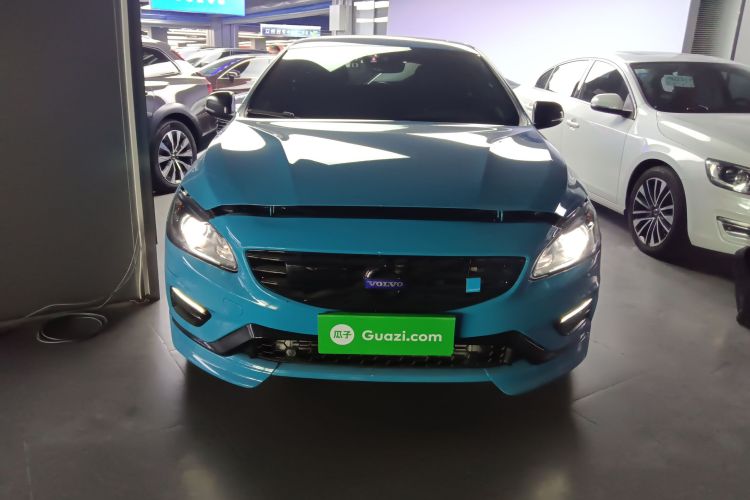 沃尔沃V60 2017款 2.0T Polestar车身外观6001