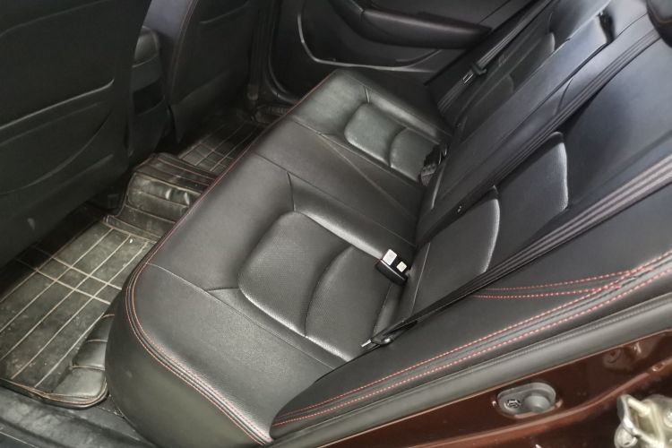 吉利汽车 远景 2016款 1.5L 手动幸福版中控内饰7004