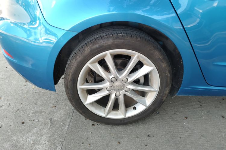 奥迪A3 2017款 Sportback 35 TFSI 进取型车身外观6008