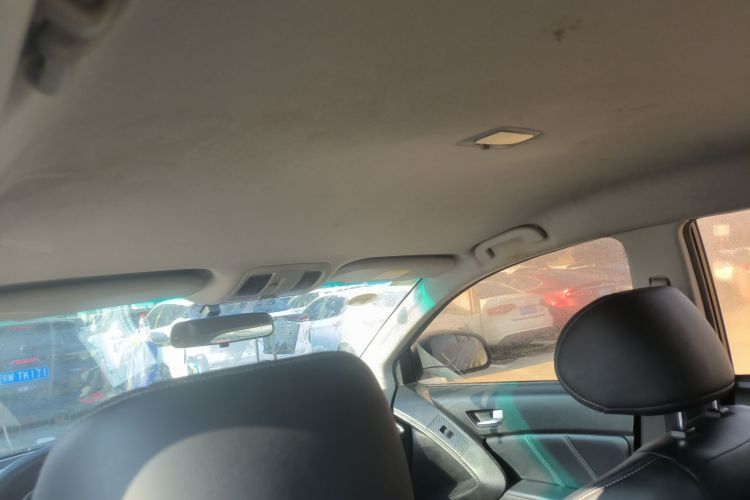 纳智捷 优6 SUV 2016款 1.8T 风尚超值型中控内饰22