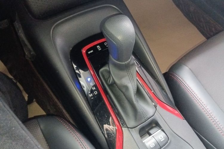 丰田 雷凌 2023款 185T CVT运动版局部细节18