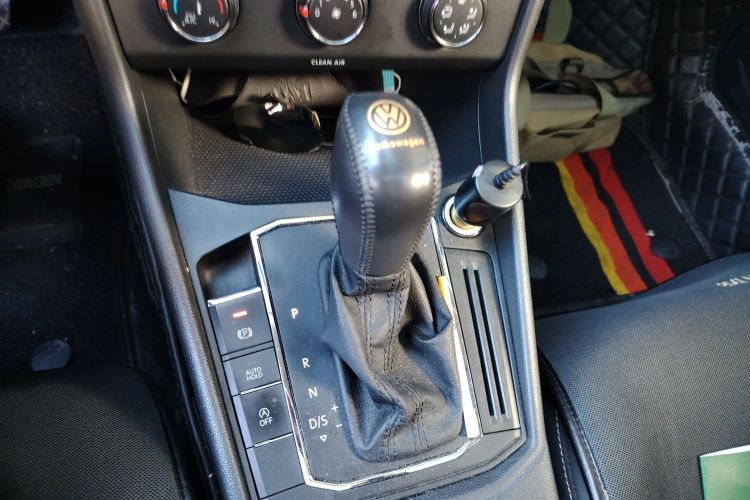 大众 朗逸 2018款 1.5L 自动舒适版 国V中控内饰18