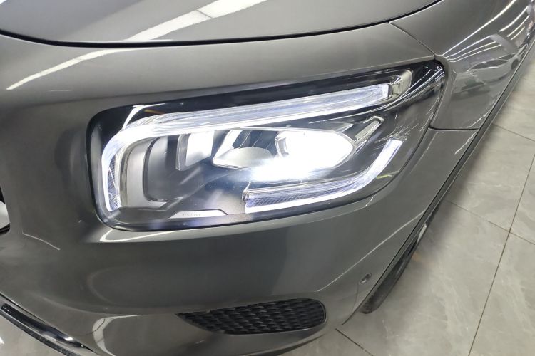 奔驰GLB 2022款 GLB 200 时尚型局部细节36