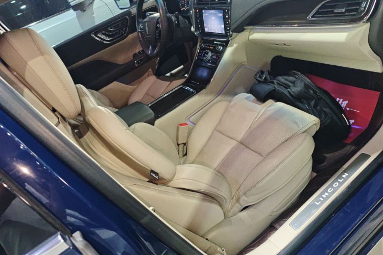 林肯大陆 2019款 2.0T 两驱尊耀版 国VI局部细节41