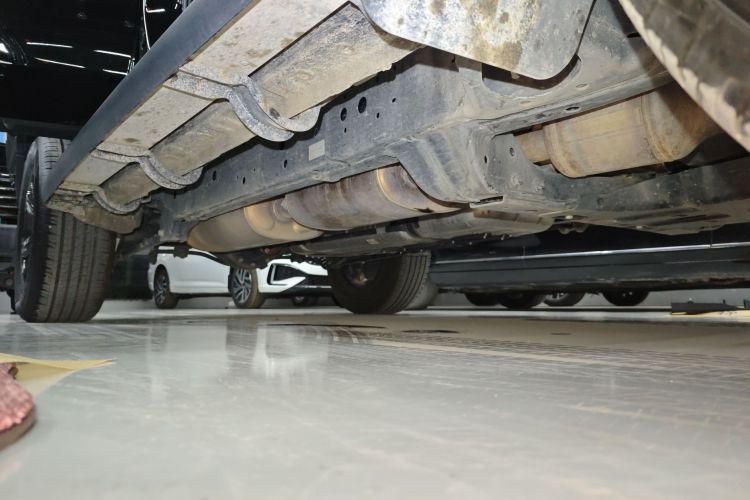 坦克300 2025款 2.0T 征服者局部细节9001