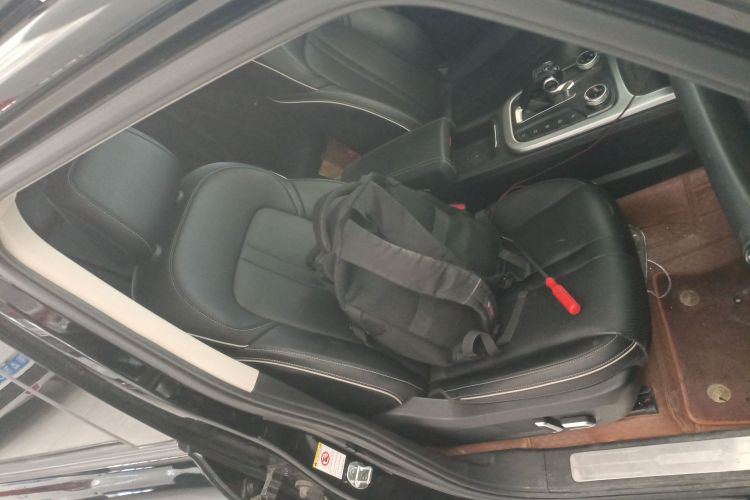 坦克300 2023款 2.0T 铁骑02局部细节41