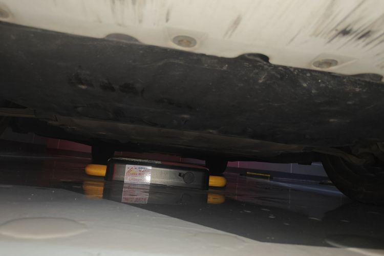 宝马3系 2021款 改款 325Li M运动套装局部细节9007