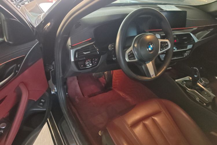 宝马5系 2020款 530Li xDrive M运动套装中控内饰7003