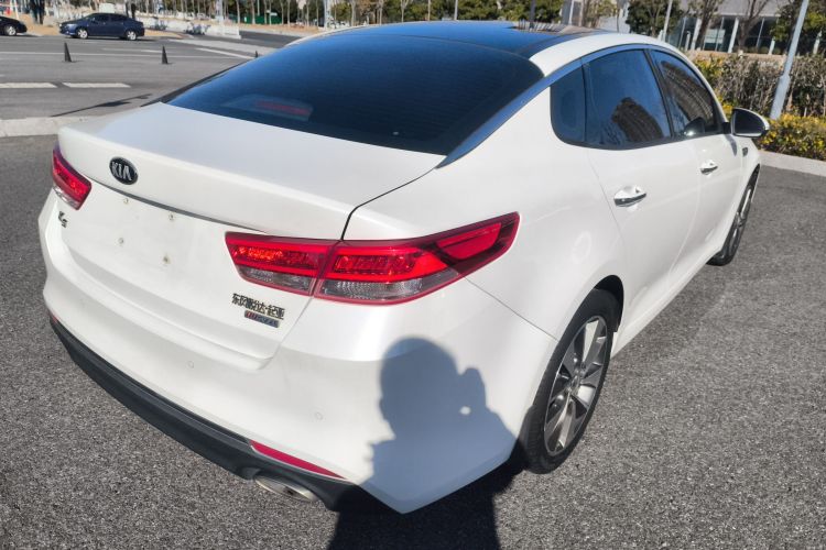 起亚K5 2016款 2.0L 自动LUX车身外观7