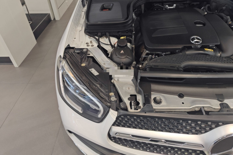 奔驰GLC 2021款 GLC 260 L 4MATIC 豪华型机舱底盘25