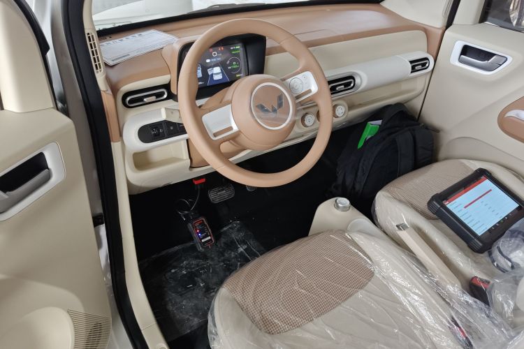 五菱汽车 宏光MINIEV 2024款 第三代 215km 青春版中控内饰12